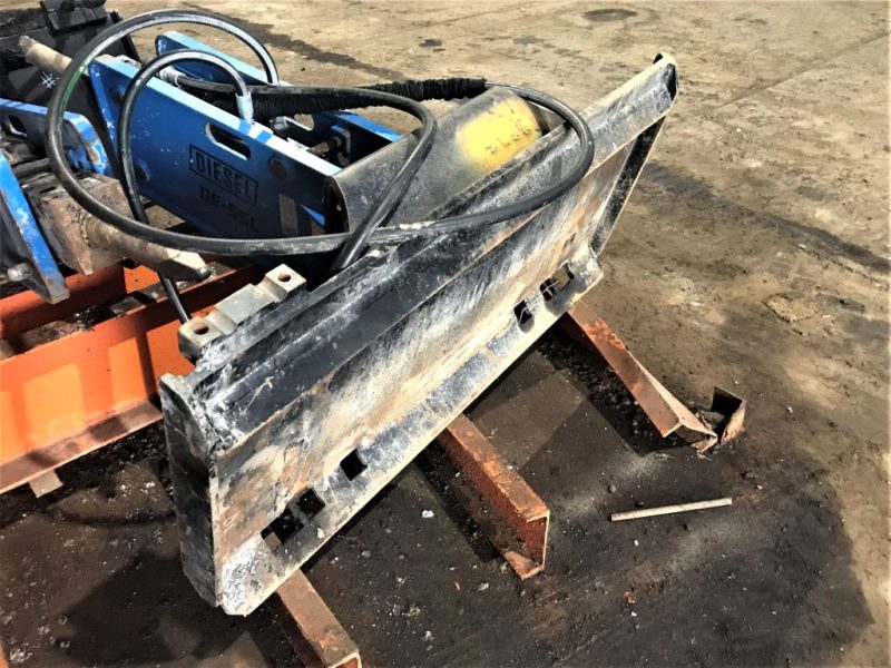 SKID STEER HAMMER DIESEL