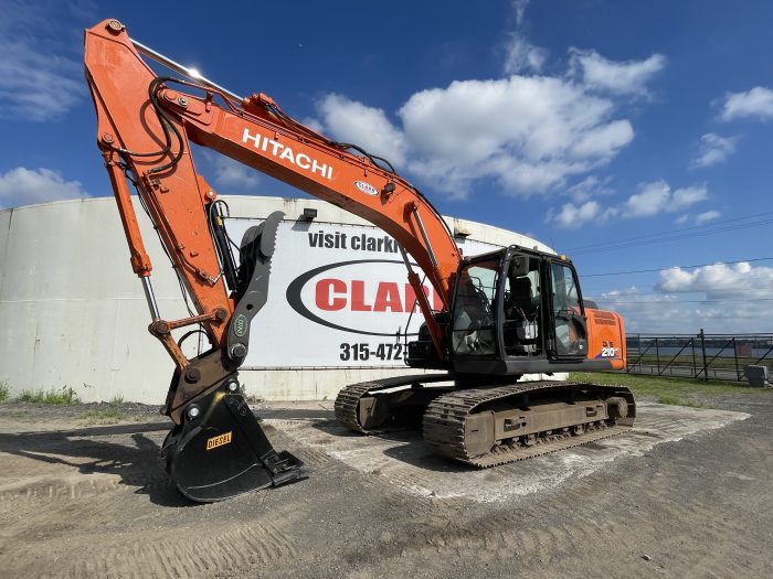 HITACHI ZX210 HYD THUMB / COUPLER