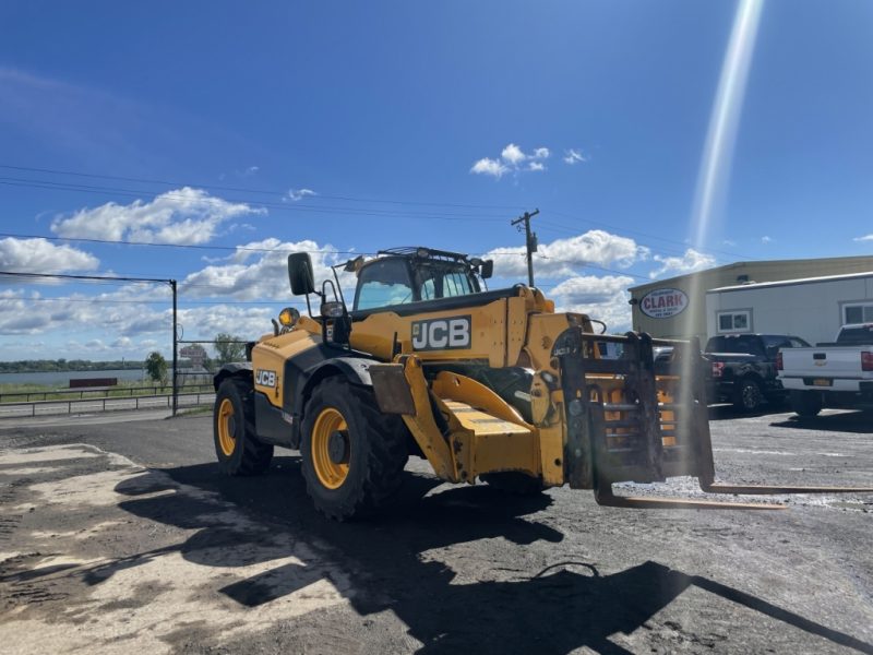 JCB 540-140 8,800# 46ft REACH