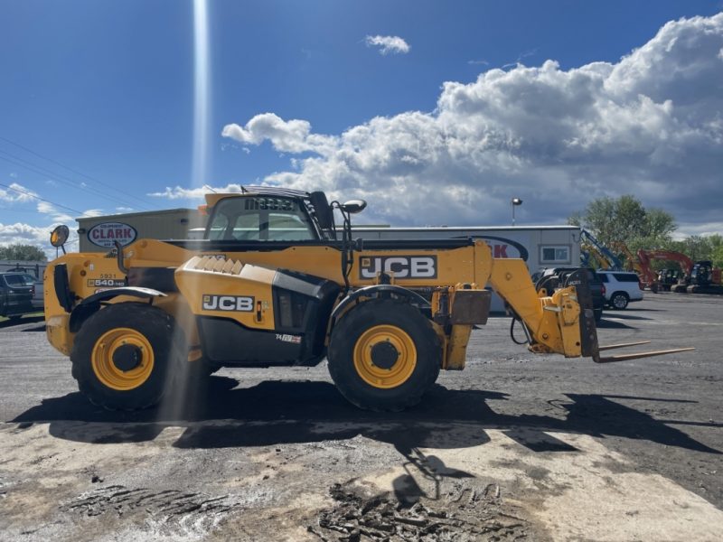 JCB 540-140 8,800# 46ft REACH