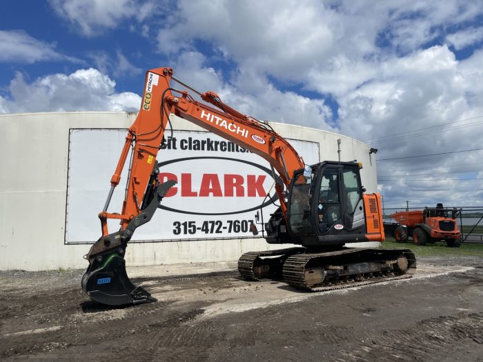 HITACHI ZX135 HYD THUMB / COUPLER