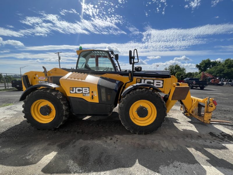 JCB 540-140 8800# 46 FT REACH