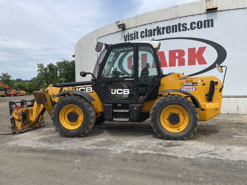 JCB 535-140 7,000# 46ft REACH