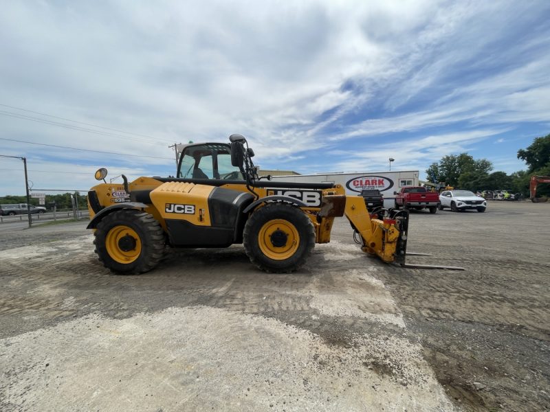 JCB 535-140 7,000# 46ft REACH