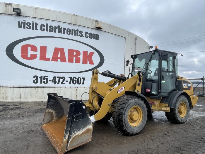 CAT 906M HYD COUPLER 2 SPEED