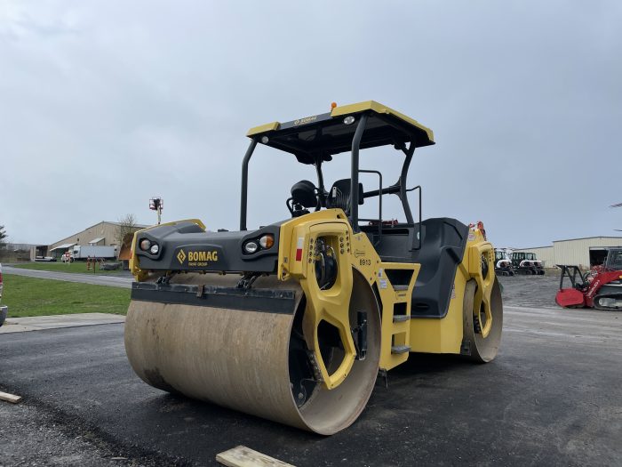 BOMAG BW206AD 84in. DOUBLE DRUM