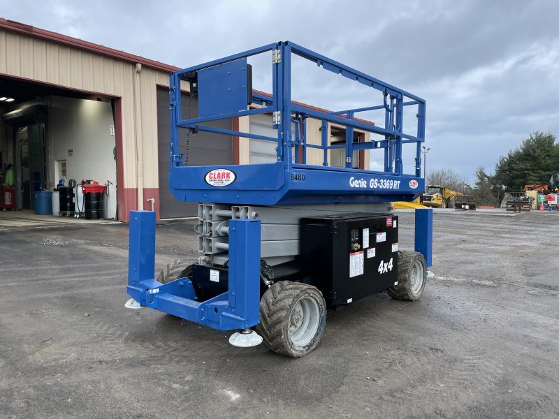 GENIE GS33369RT 33FT PLATFORM HEIGHT