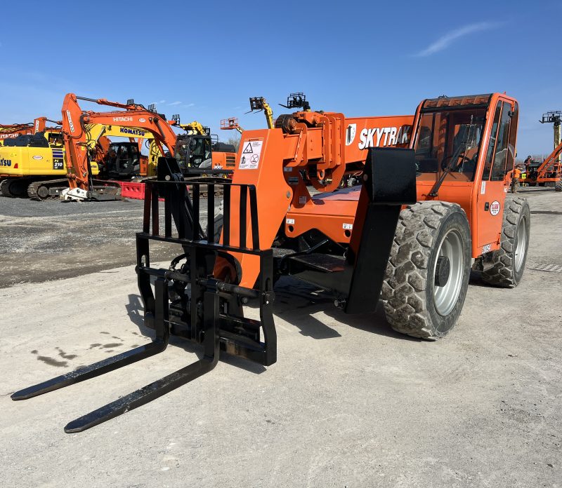 SKYTRAK 10054 10,000# 54FT REACH