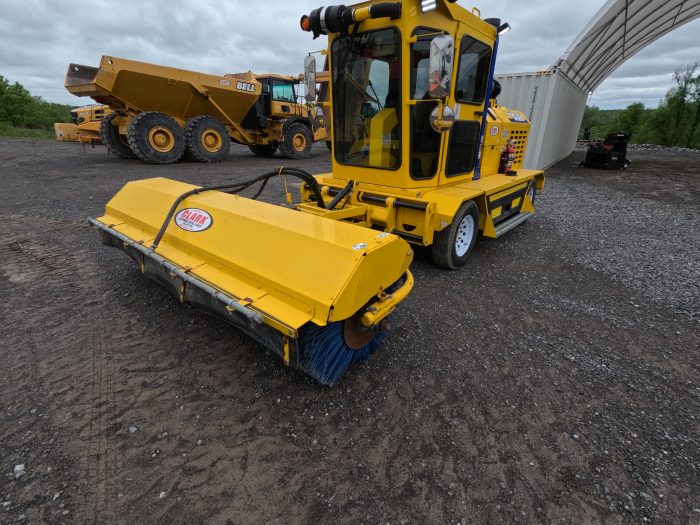 SUPERIOR SM74F-96in. FRONT MOUNT SWEEPER
