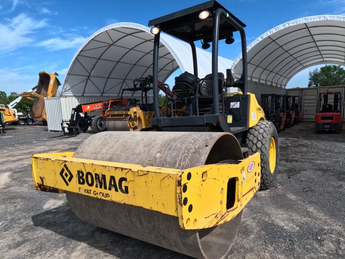 BOMAG BW177D-5 66in. SMOOTH DRUM